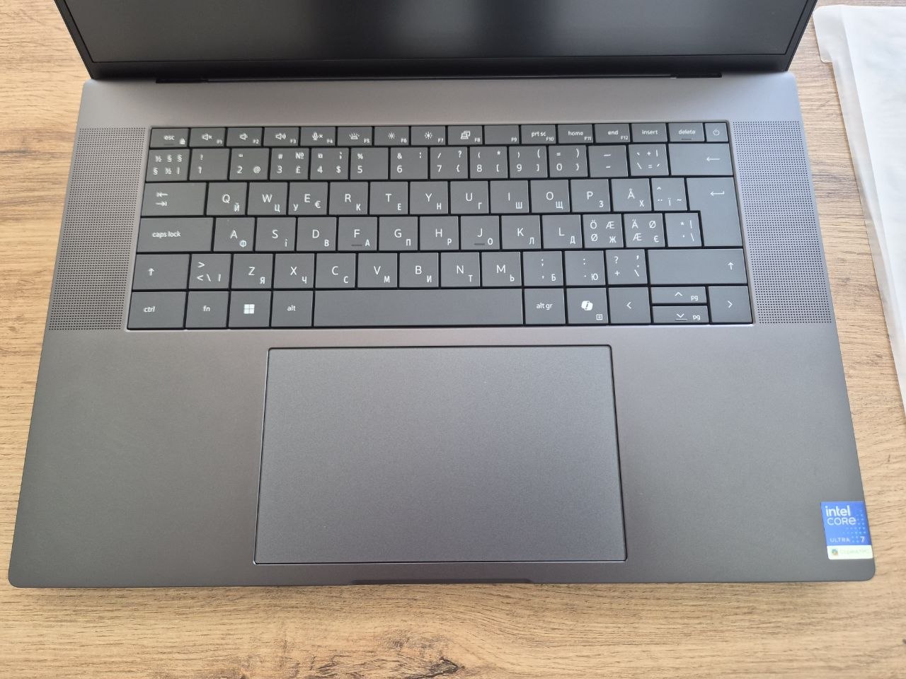 Dell Pro Precision 7 16 PW716260 FHD 120Hz NVIDIA RTX PRO 2000/U7 366H/32GB/512GB WIn.11 - Зображення 4