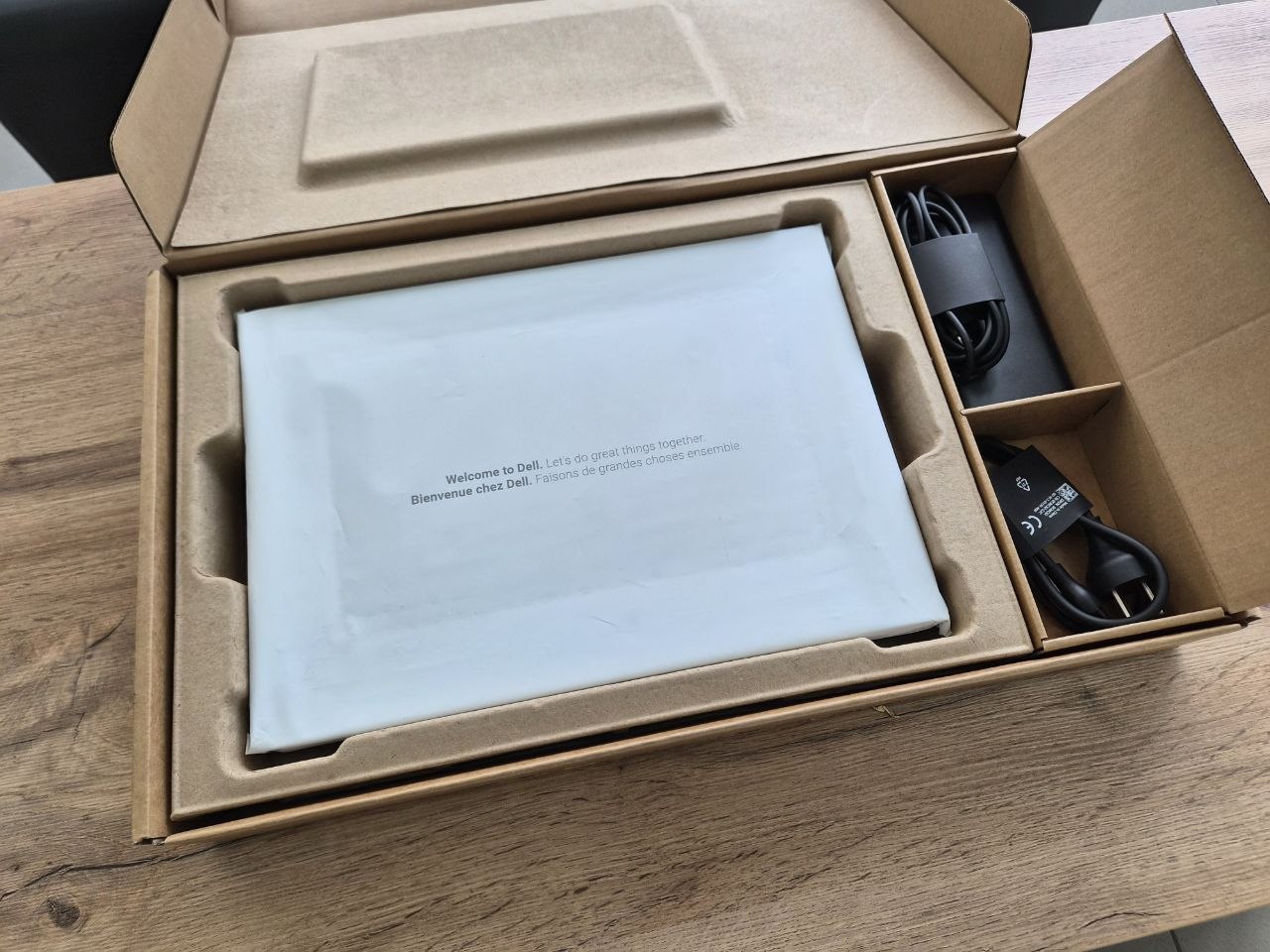 Dell Pro Max 16 Plus MB16250 RTX PRO 3000/U7 265HX/32GB/1TB Win.11 - Зображення 2